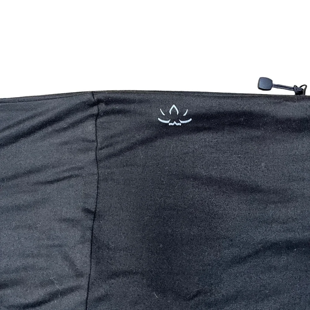 BEYOND YOGA Scarf Womens One Size Black Hidden Pocket Infinity